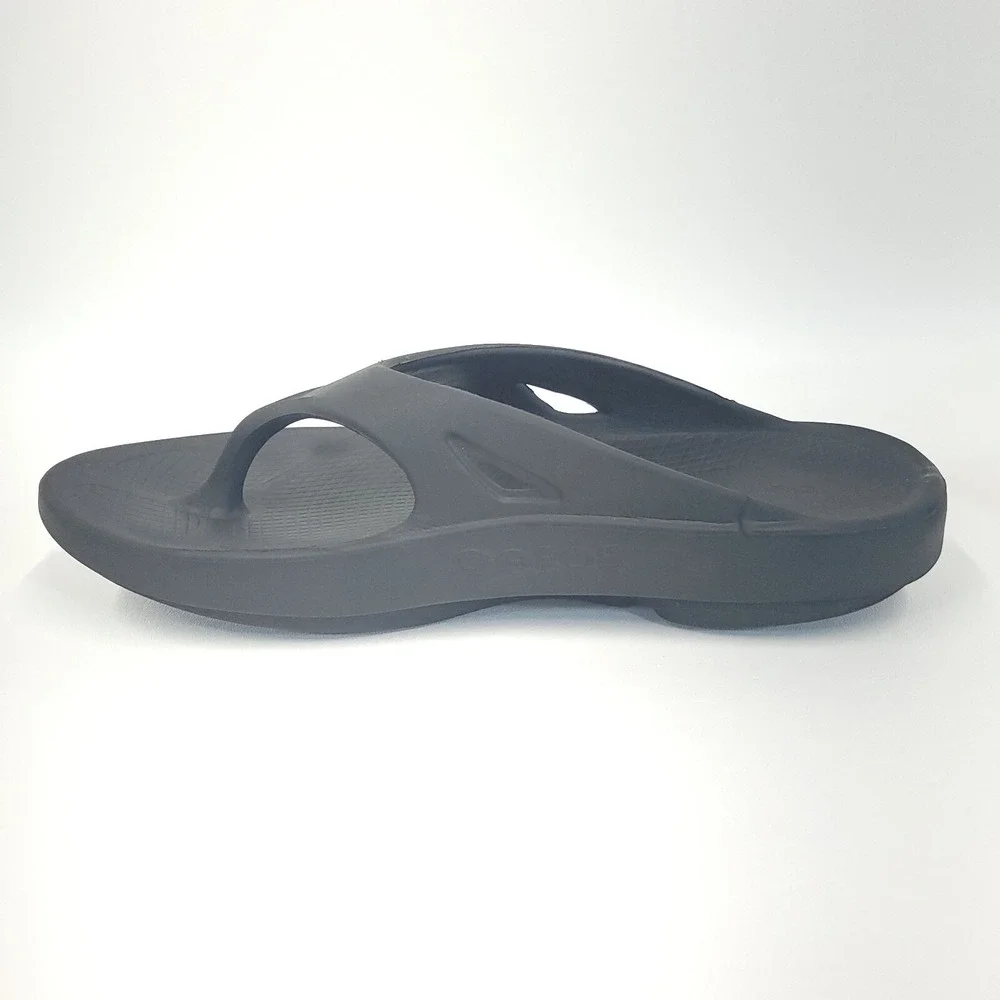 OOFOS OOriginal Sandals Men‎ 9 Women 11 Black Slip On Thong Comfort Recovery